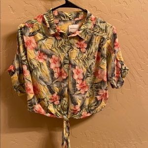 American Eagle Women's Hawaiian Tie Shirt